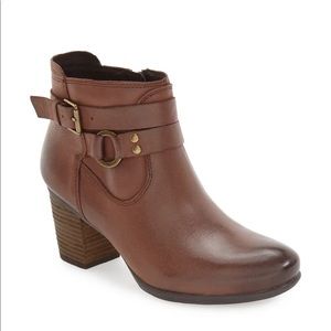 NWOT Josef Seibel Britney Buckle Booties - Size 39